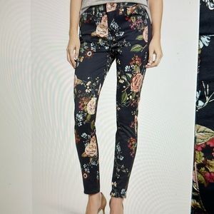 7 For All Mankind Floral Skinny Jeans Size 29